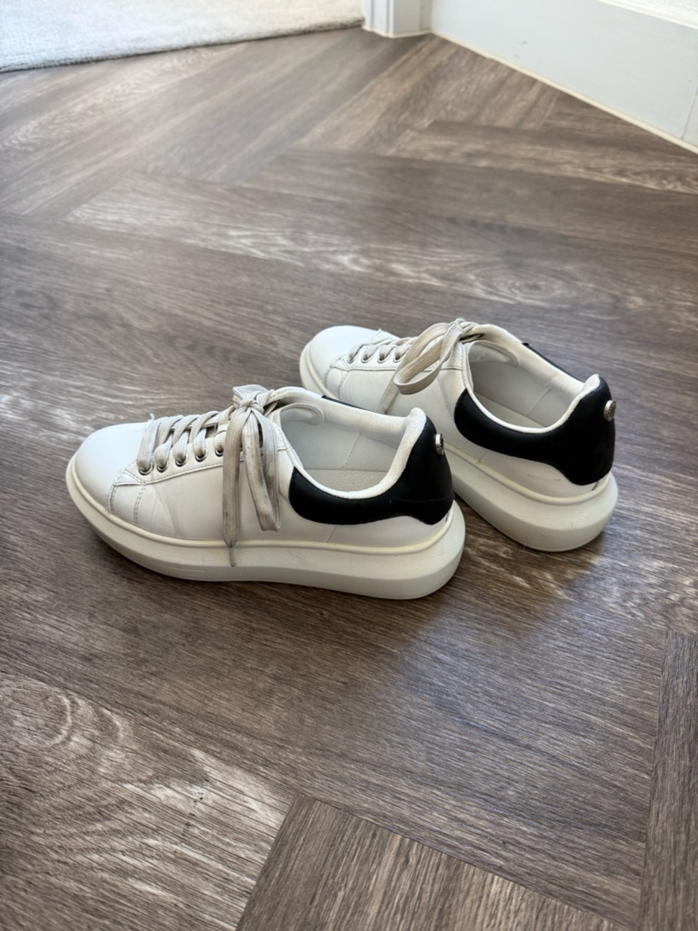 Steve Madden White and Black Sneakers - great condition